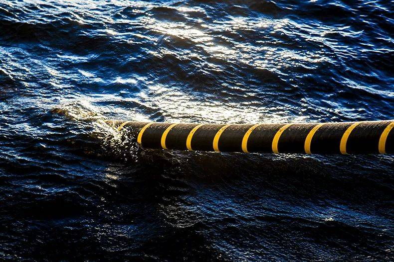 Submarine cable